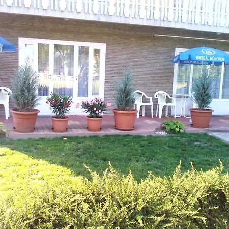 Napfeny Apartment Keszthely Buitenkant foto